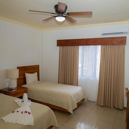 Hotel Las Espuelas, Bar & Restaurant Liberia Exteriér fotografie