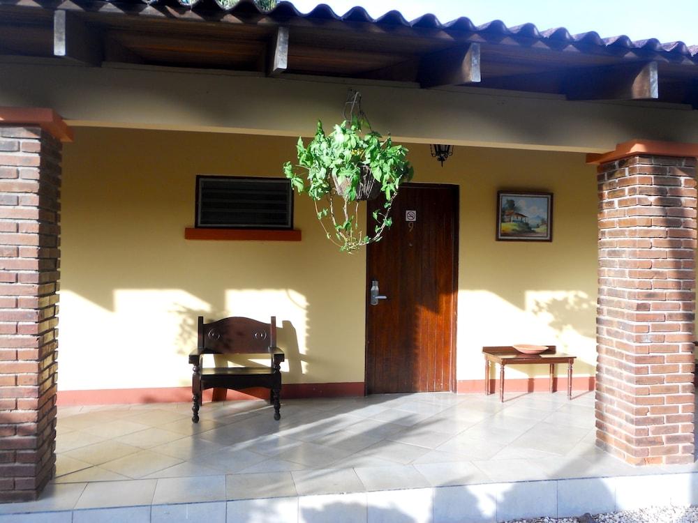 Hotel Las Espuelas, Bar & Restaurant Liberia Exteriér fotografie