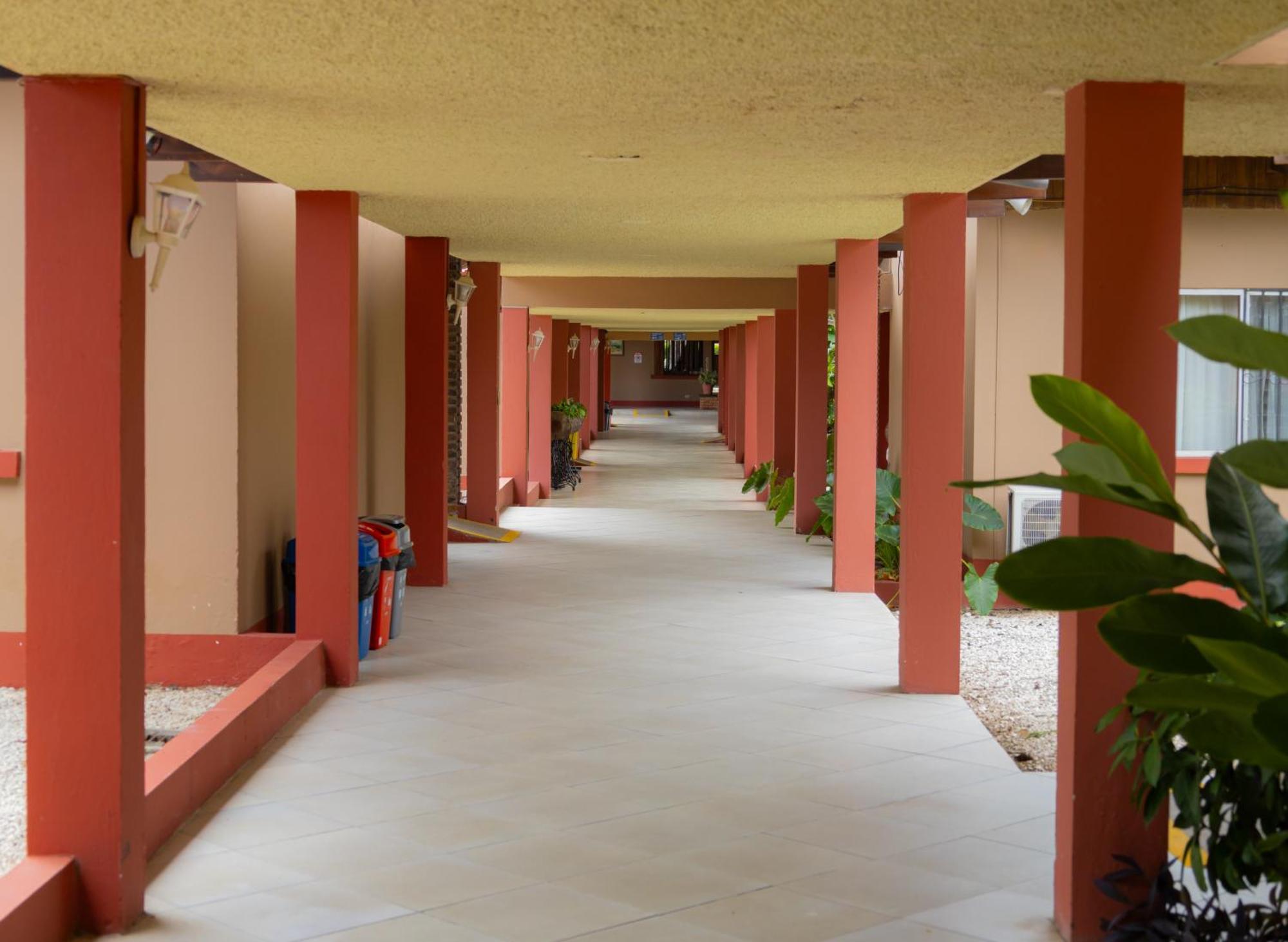 Hotel Las Espuelas, Bar & Restaurant Liberia Exteriér fotografie