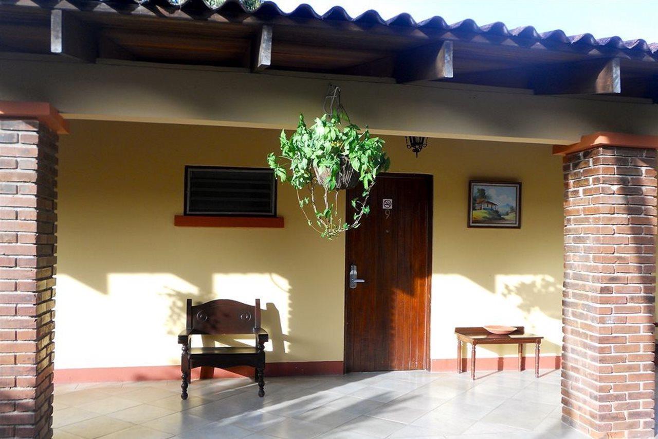 Hotel Las Espuelas, Bar & Restaurant Liberia Exteriér fotografie